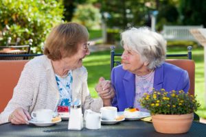 ¿Por qué las personas mayores son más felices al final de sus vidas?